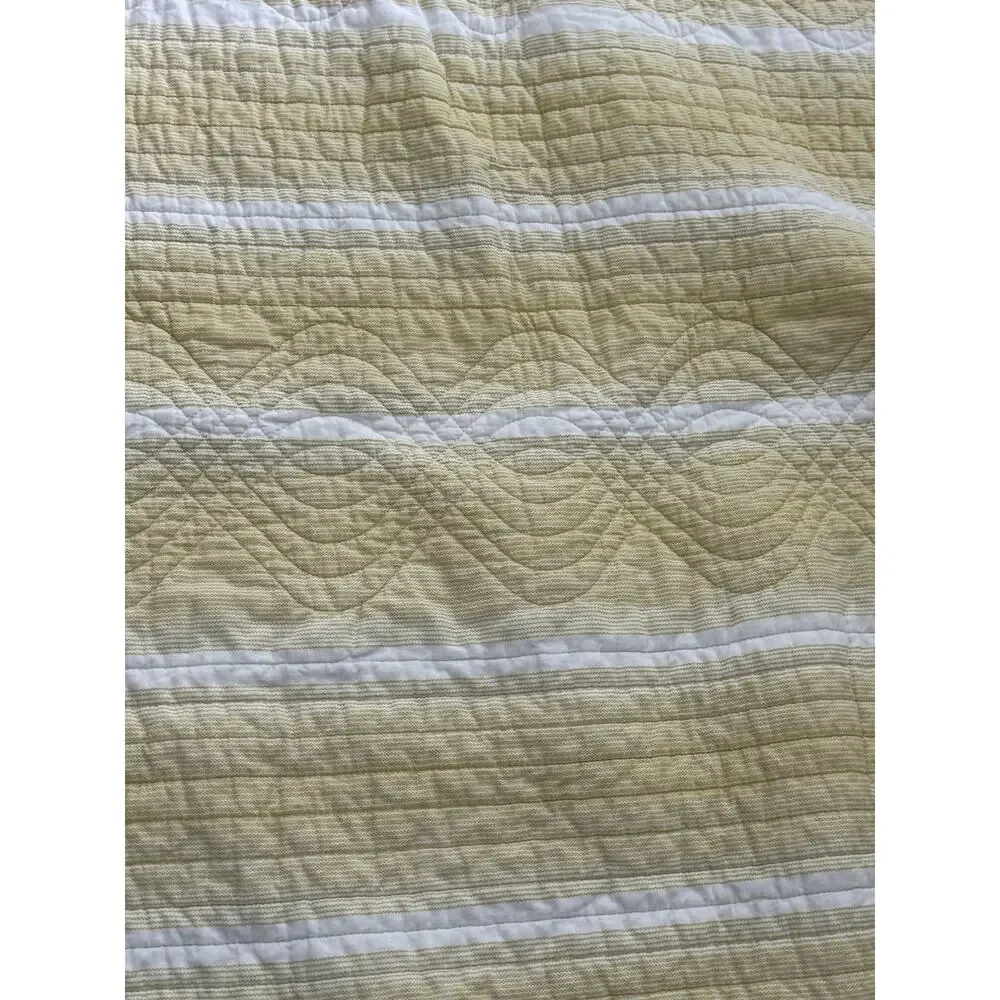 Waverly Paisley Verveine Quilt Set Queen Size Yellow (2) Shams Cotton Scalloped